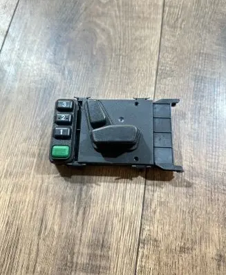 Mercedes-Benz ML W163 Seat control switch A1638202310 03461132 18292023