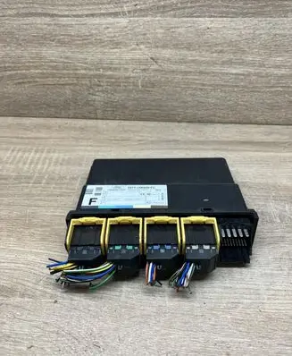 Ford Focus Comfort/convenience module 1S7T15K600FC 5WK48730E