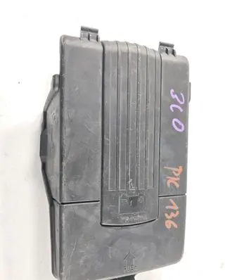 Skoda Octavia Mk2 (1Z) Battery box tray cover/lid 3C0915443A