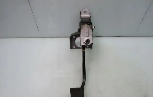 KIA Rio Brake pedal KHVA0377