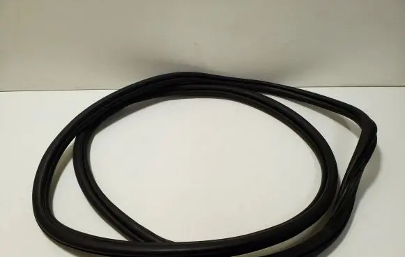 Volkswagen e-Golf Rear door rubber seal (on body) 5GE867913B
