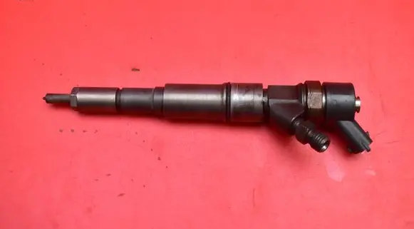 BMW X5 E53 Fuel injector 7785984