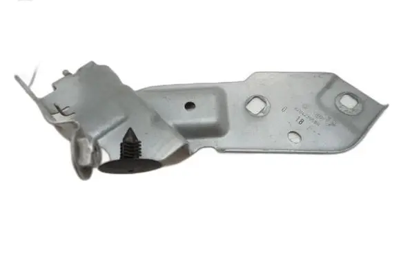 Renault Clio IV Fender mounting bracket 620423958R
