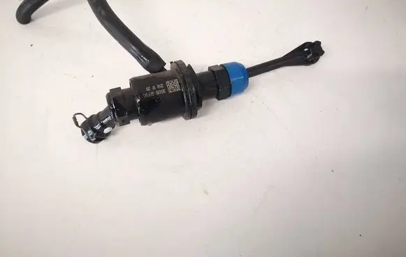 Nissan Micra K14 Clutch master cylinder 306105FF0C