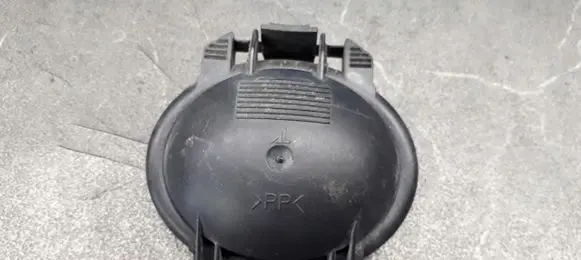 Mercedes-Benz C W203 Original wheel cap 1305219069