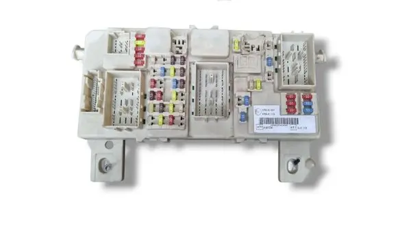 Ford Focus Comfort/convenience module 7M5T-14A073-CG