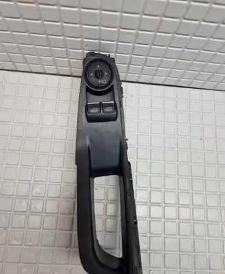 Electric window control switch