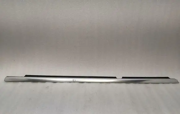 Mercedes-Benz GLE (W166 - C292) Rear door glass trim molding A2927350165