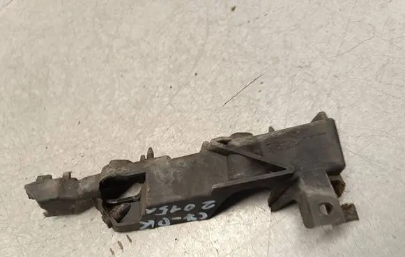 Audi A6 S6 C7 4G Front bumper mounting bracket 4G0807283