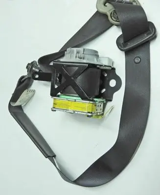 Toyota Urban Cruiser (XP110) Front seatbelt TK-AF2-EF755-P 11272009
