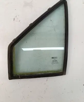 Opel Kadett E Front vent window/glass (coupe) 