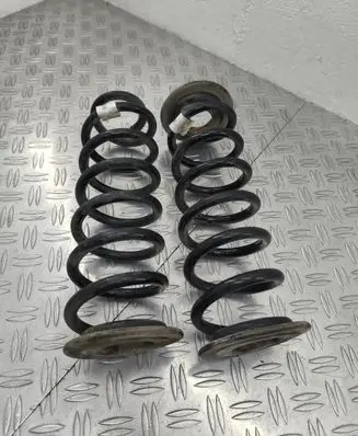 Seat Leon (5F) Rear coil spring 5Q0511115 5Q0511115FK