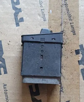 BMW 5 E34 Light switch 8351235