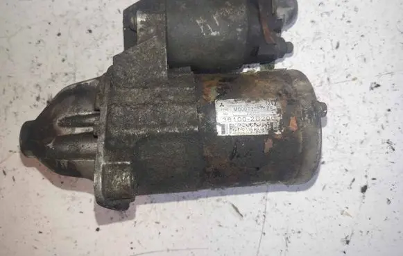 Hyundai i30 Starter motor 361002B200 M000T32571ZE