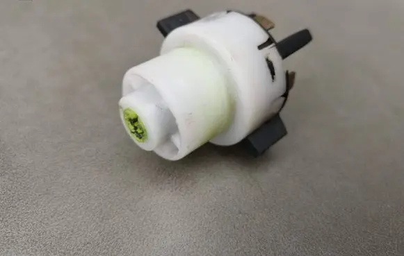 Audi 80 90 S2 B4 Ignition lock contact 4A0905849