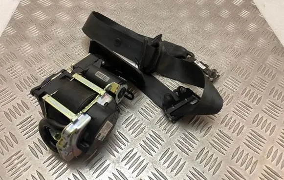 Volvo XC90 Front seatbelt 39844548
