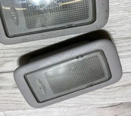Mitsubishi Pajero Rear seat light