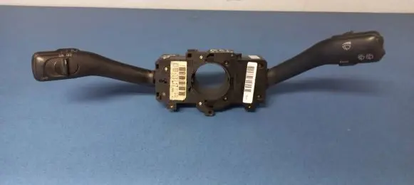 Volkswagen PASSAT B5.5 Indicator stalk 4BO953503H