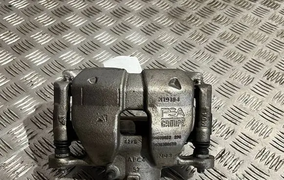 Opel Mokka B Front brake caliper 9836308680