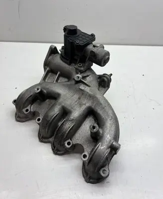 Audi A4 S4 B7 8E 8H Intake manifold 038129713