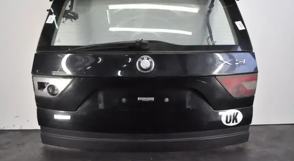 BMW X3 E83 Tailgate/boot cover trim set 
