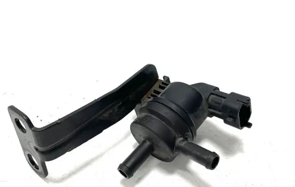 KIA Rio Vacuum valve 2901002100 9044060002