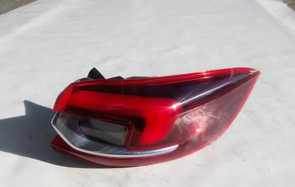 Opel Insignia B Rear/tail lights 39099113 RJ0020590201 20590201