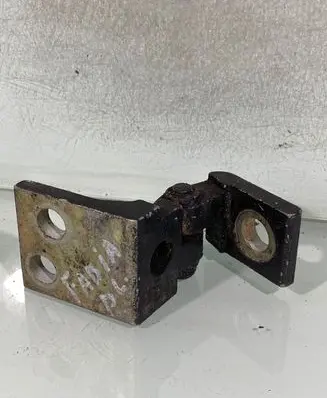 Skoda Fabia Mk1 (6Y) Front door upper hinge