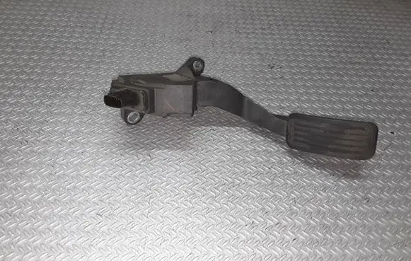 Toyota Yaris Accelerator throttle pedal 781100D010