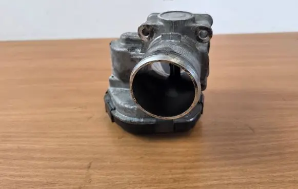 Ford Focus Throttle valve 52761900300