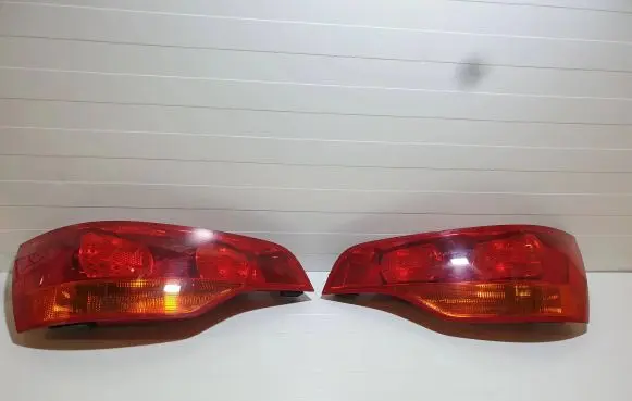 Audi Q7 4L Rear/tail lights 4L0945093 273301 273302