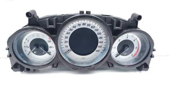 Mercedes-Benz C W204 Speedometer (instrument cluster) A2049008807 2049019403 2049020003