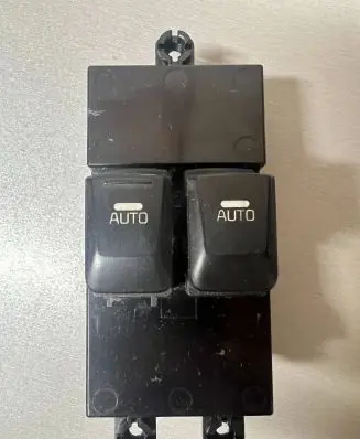 KIA Ceed Electric window control switch 93570A2100 49D49A1000 MA10