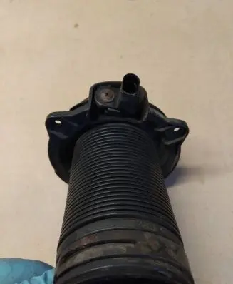 Volkswagen PASSAT B6 Intake air temperature sensor 068905379C