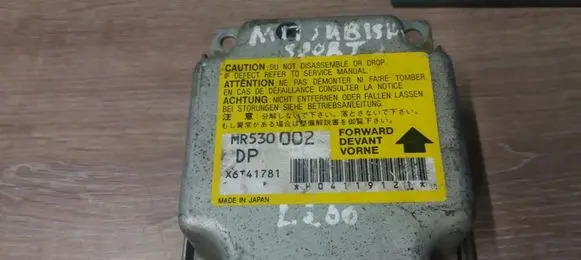 Mitsubishi Pajero Sport I Airbag control unit/module MR530002