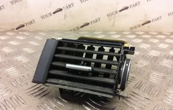 Land Rover Evoque I Dashboard air vent grill cover trim BJ32018B09GB
