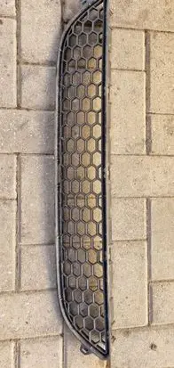 Volvo S60 Front bumper lower grill