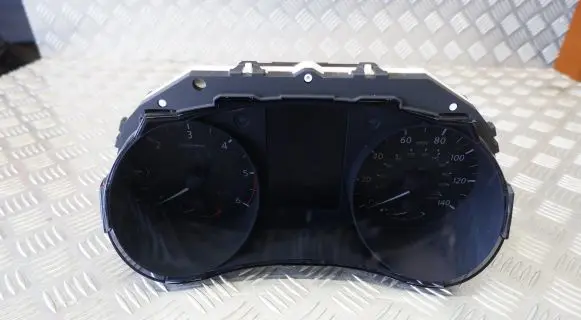 Nissan X-Trail T32 Speedometer (instrument cluster) 4CB6ALNJ8