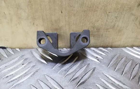 BMW X3 E83 Fuel Injector clamp holder