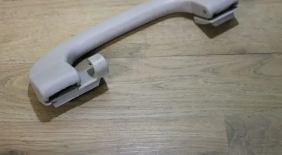 BMW 5 E39 Rear interior roof grab handle 8235578
