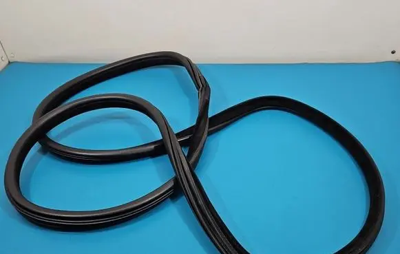 BMW X5 F15 Rubber seal rear door 7289639 IMPRK1537170