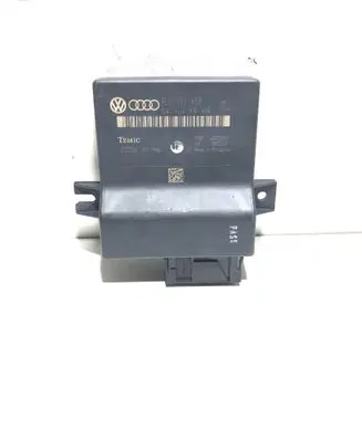Audi Q7 4L Gateway control module 4L0907468 4L0910468
