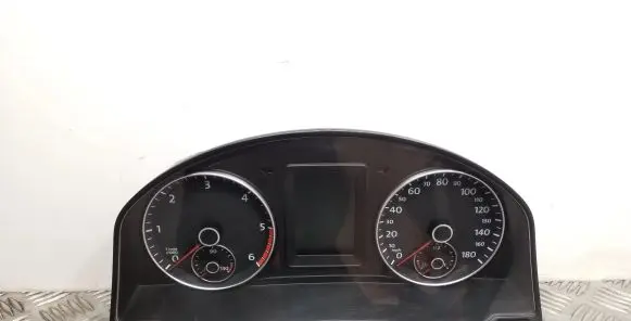 Volkswagen Scirocco Speedometer (instrument cluster) 1K8920973A