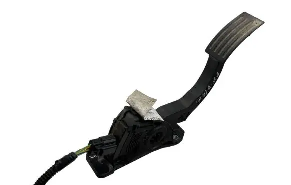 Ford Focus Accelerator throttle pedal bv619f836ab