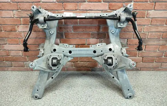 BMW 3 G20 G21 Front subframe 6883131