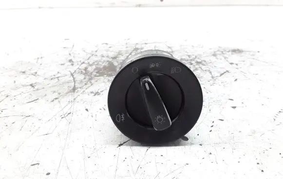 Volkswagen New Beetle Light switch