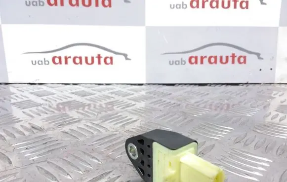 Toyota RAV 4 (XA30) Airbag deployment crash/impact sensor 8983128020