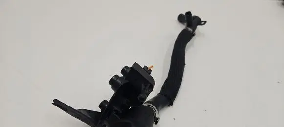 Peugeot Expert Oil fill pipe 9684350480 9684359980