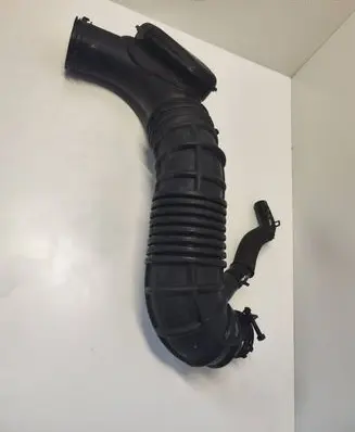 Intake resonator
