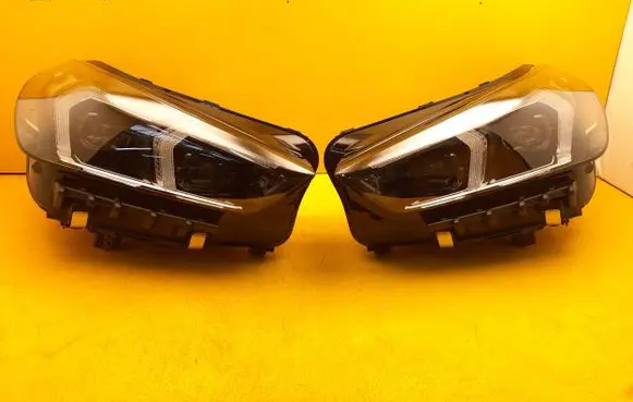 BMW X1 U11 Headlight/headlamp 5A9A231 5A9A232